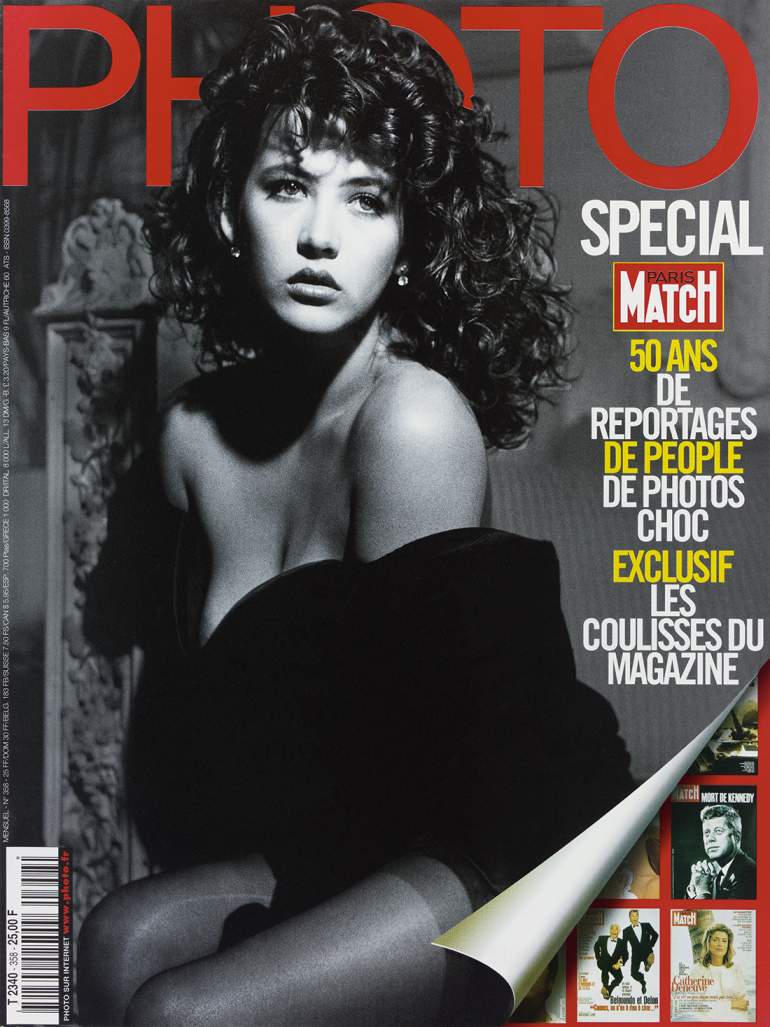 Photo April 1999 magazine back issue Photo magizine back copy 