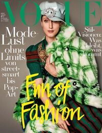 Vogue Germany August 2017 magazine back issue cover image