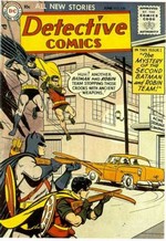 Detective Comics # 220 magazine back issue cover image