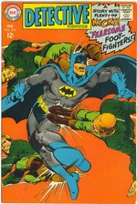 Detective Comics # 372 magazine back issue cover image