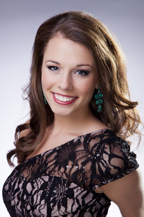 Rebecca Anderson Celebrity Biography. Star Histories at