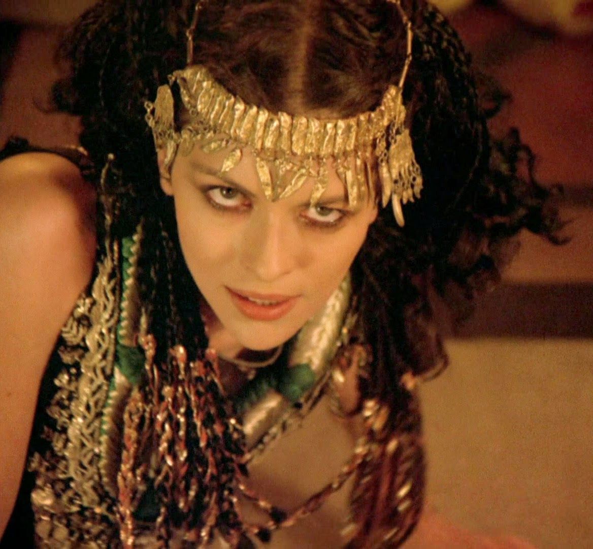 Diane Day Celebrity Biography. Star Histories at